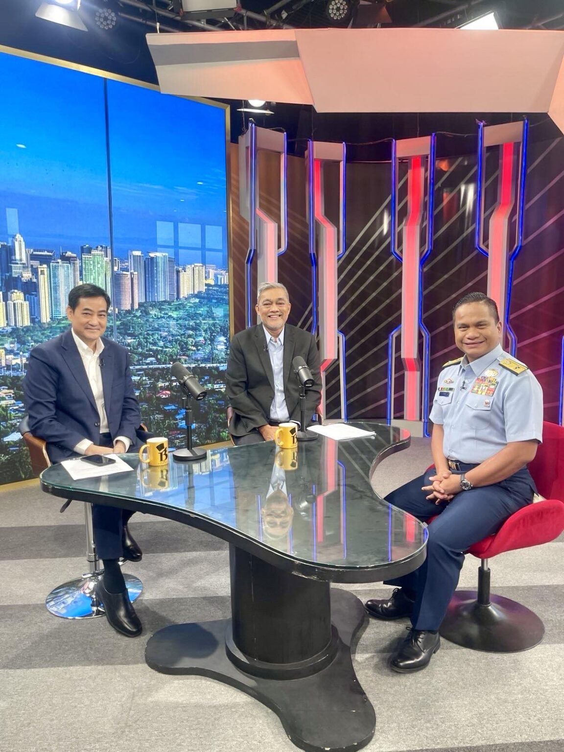 Commodore Tarriela Guests on The Spokes of Bilyonaryo News Channel ...